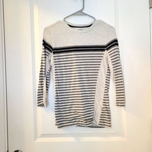 Calvin Klein mid sleeve shirt